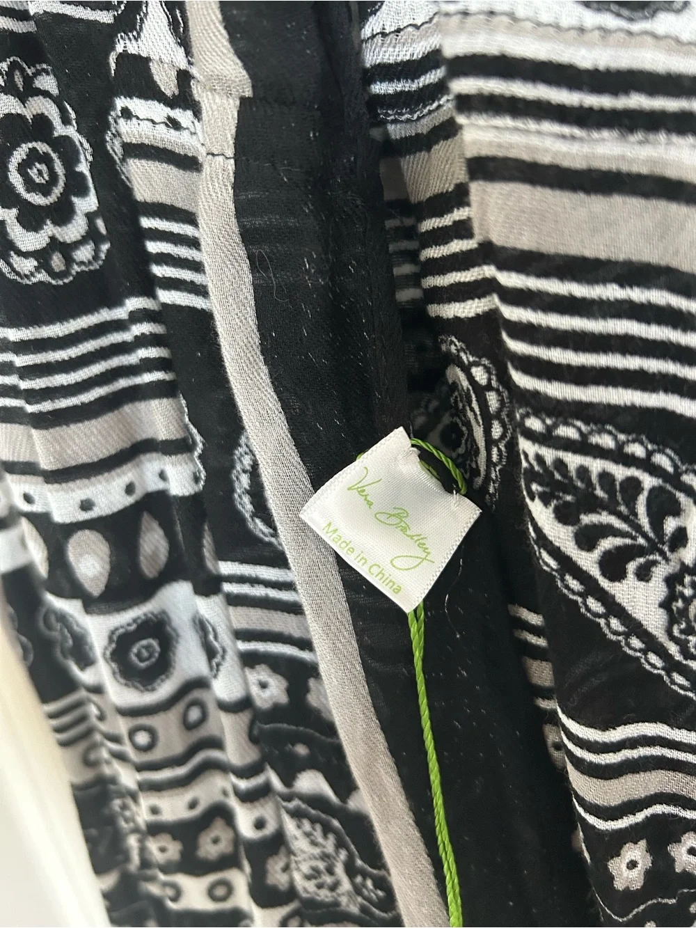 Vera BradleyBlack & White Patterned Infinity Scarf